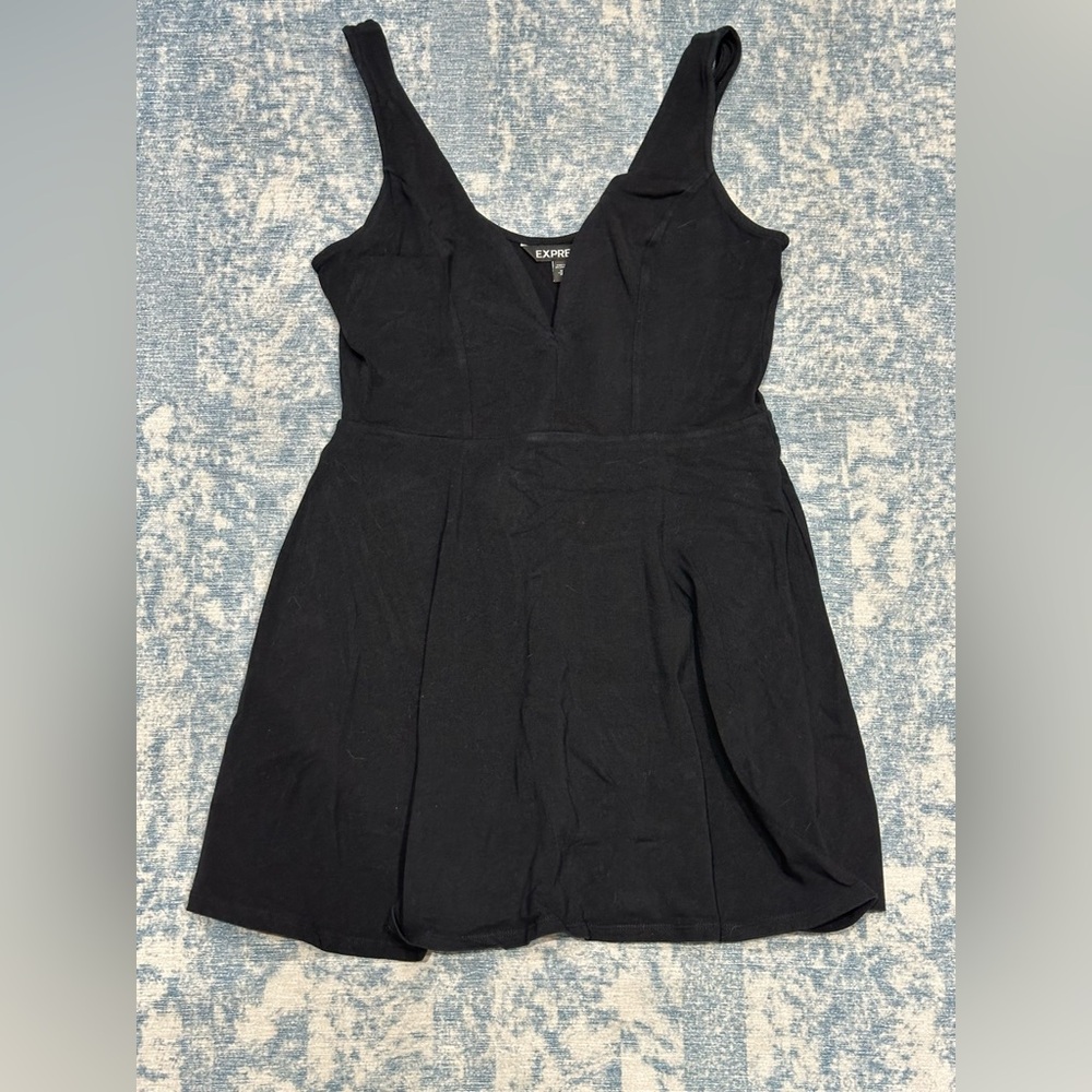 EXPRESS DRESS W/SHORTS